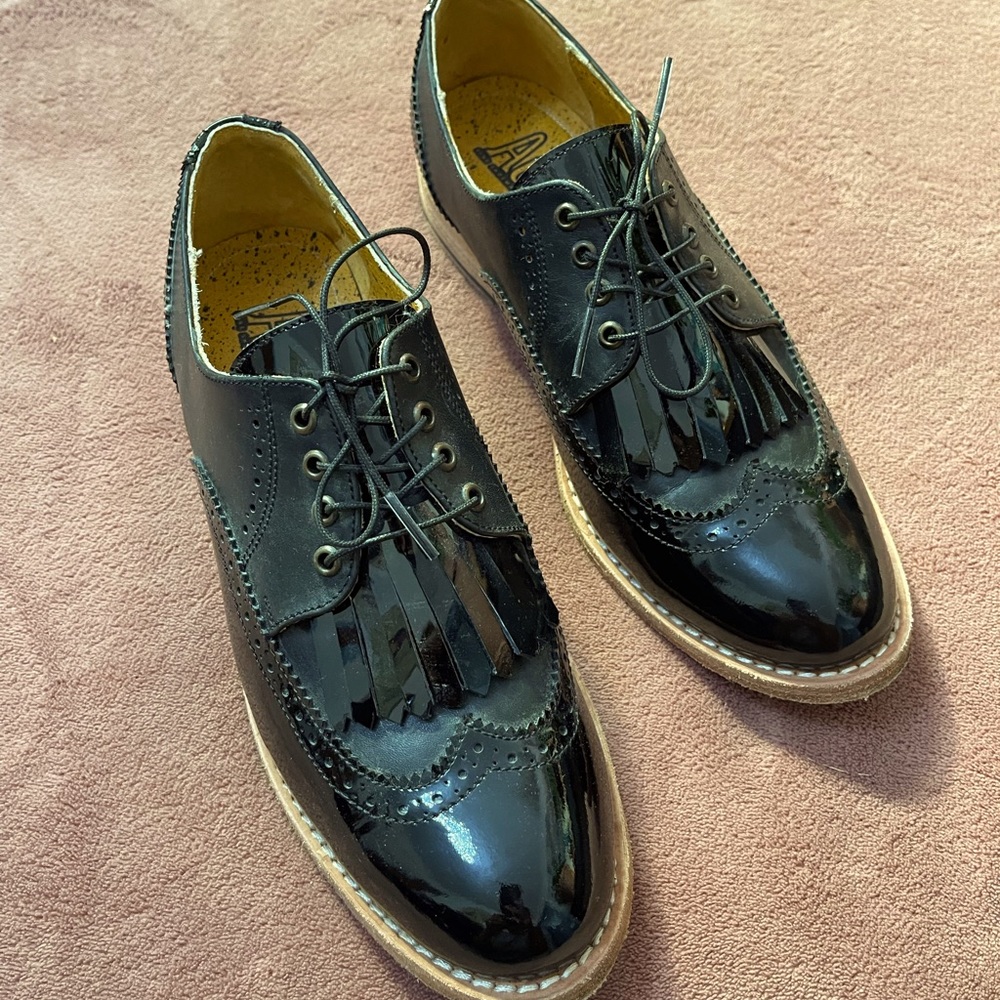 ADRO (Fine shoemaker-Mexico)Boston Black Patent leather